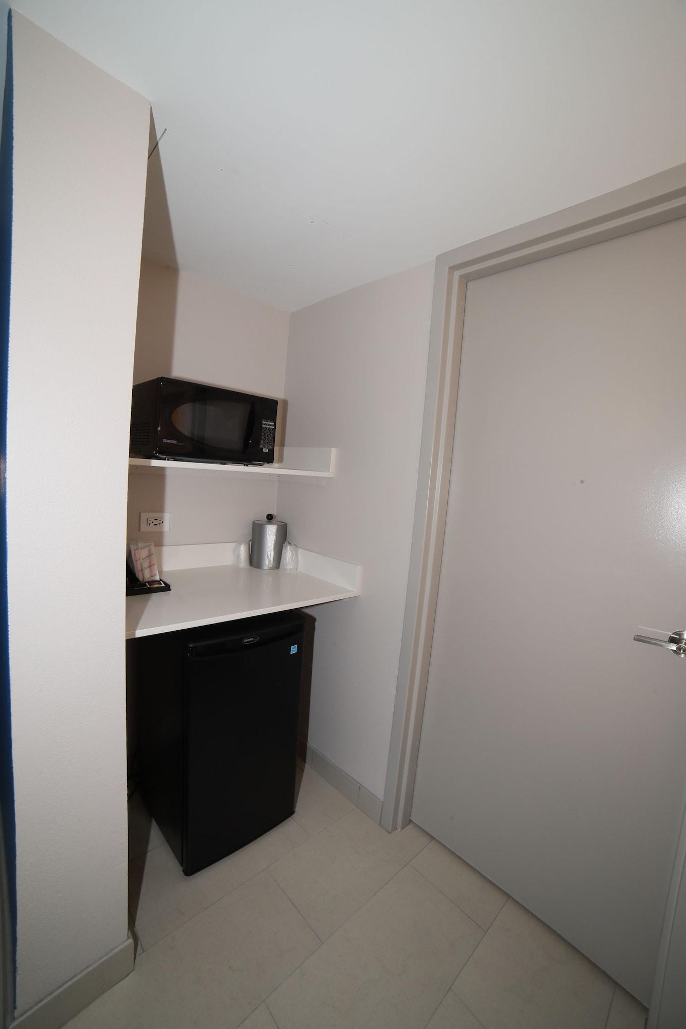 Holiday Inn Express Naperville By Ihg Dış mekan fotoğraf
