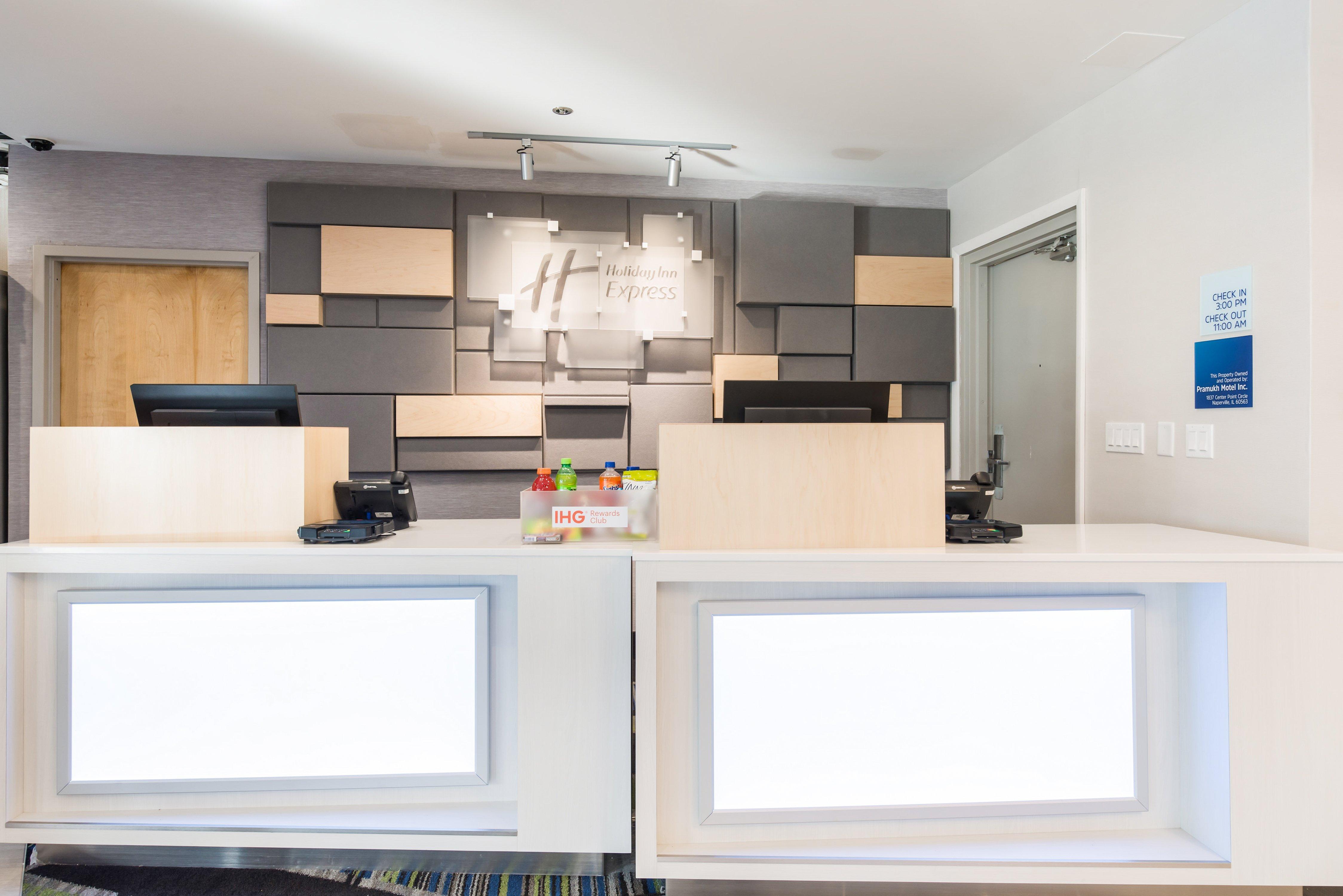 Holiday Inn Express Naperville By Ihg Dış mekan fotoğraf